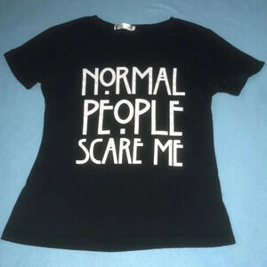 FASHION CLASSIC “Normal People Scare Me” graphic t-shirt size L 🎉Host Pick🎉🎉